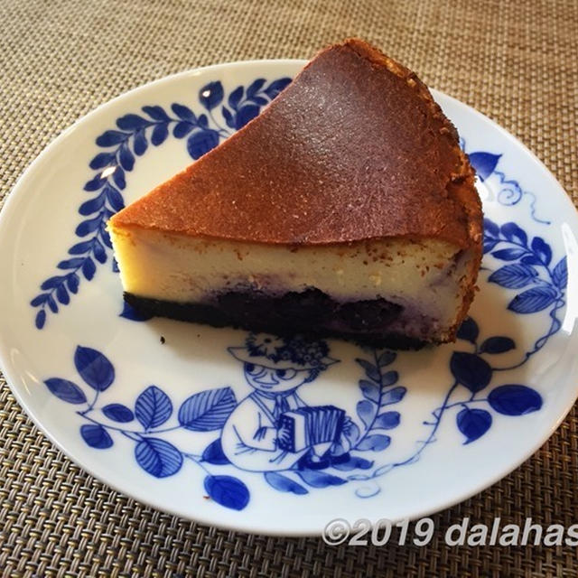 【レシピ】オレオチーズケーキ　しっとりチーズケーキにマッチするチョコレートビスケット土台
