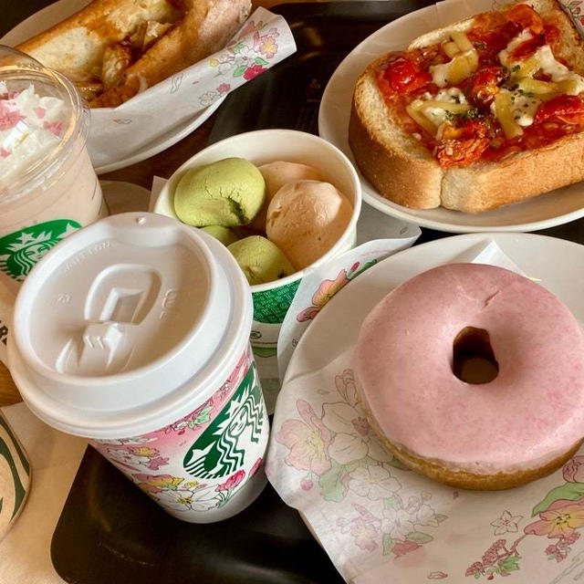 スタバでお花見だんご♪