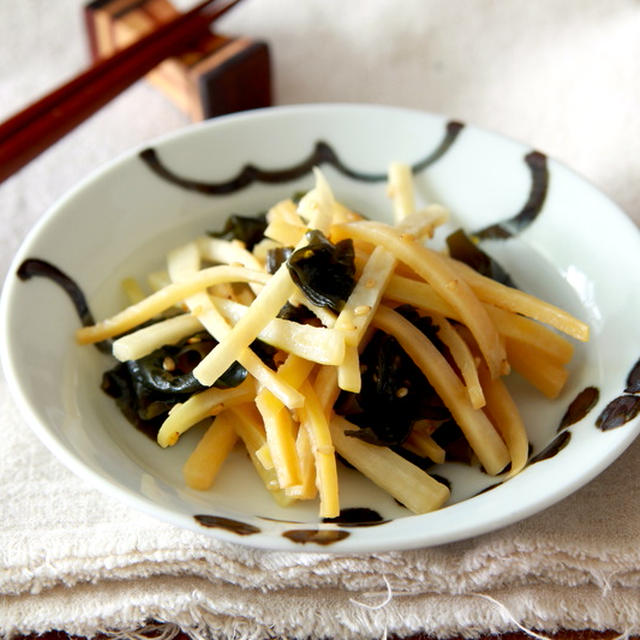 余った大根の皮は「きんぴら」にしてムダなく消費！　レンジで作る簡単レシピ