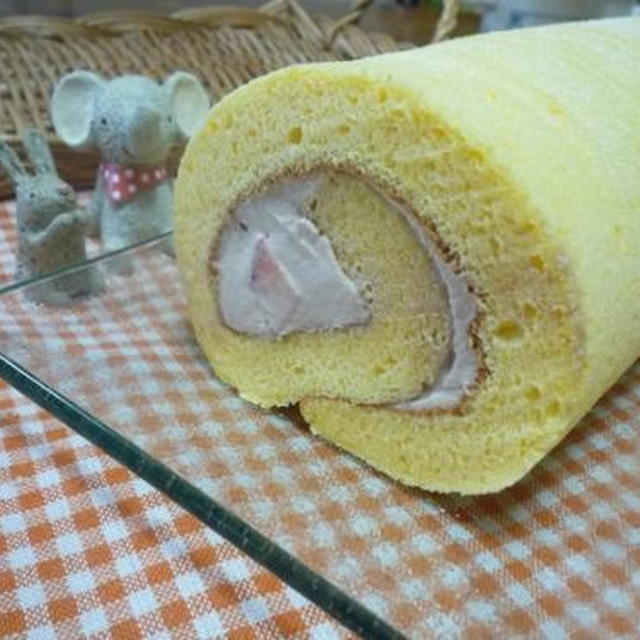 バレンタインで、まずはロールケーキ作りました！