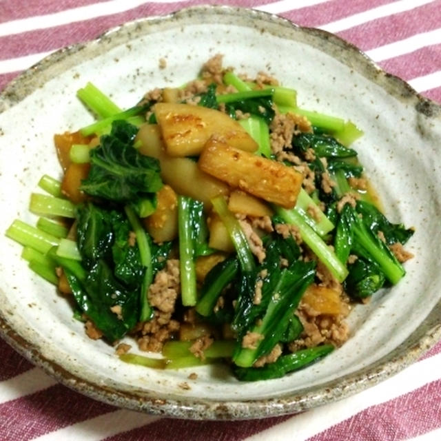 ナスと小松菜のひき肉炒め