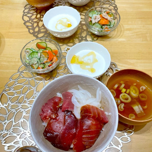 マグロの漬け丼とテスト範囲