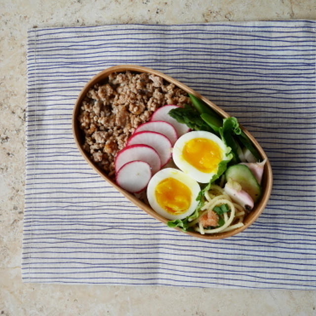 らくらく　朝詰めるだけの　曲げわっぱ弁当