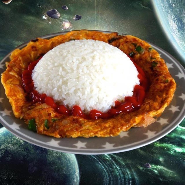 【めし速報】未確認飛行オムライス（UFO)、突如襲来！