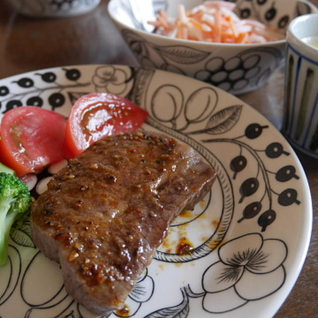 ステーキ用スパイス使用のステーキ