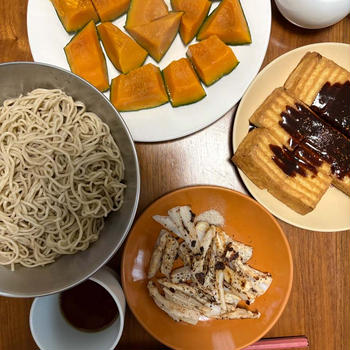 「お湯も火もいらない！流水麺で手間ゼロ蕎麦で満足ごはん」