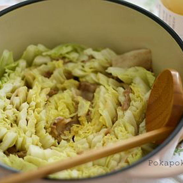 ふぐの白だし＋バーミキュラで　白菜と豚バラ煮