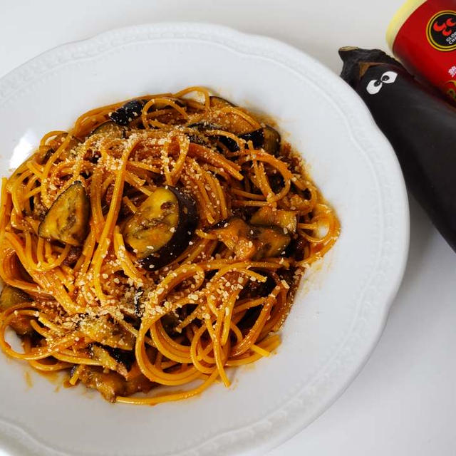 究極のズボラ飯！えーーっ？麺茹でないの？電子レンジだけで完成！♡茄子1本加えた茄子ボロネーゼ！