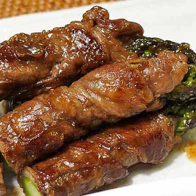 アスパラ祭り第二弾☆肉巻きとカラフルバター醤油炒め。