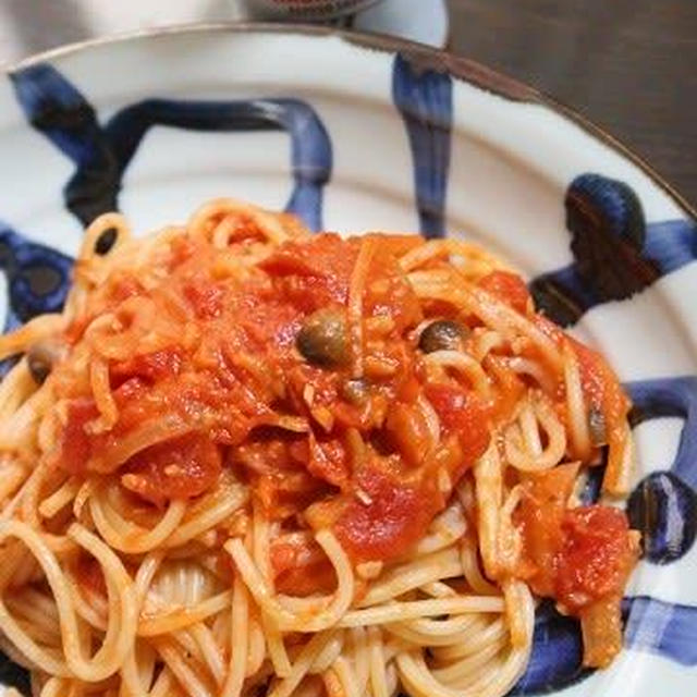 5月3日　　トマトソースの パスタ