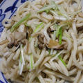 3月4日　　茸の エスニックうどん