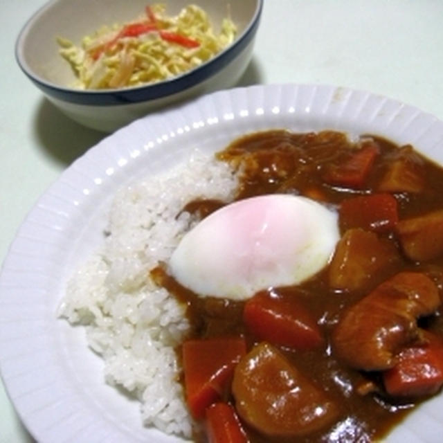 ひなまつりだけどカレーです。