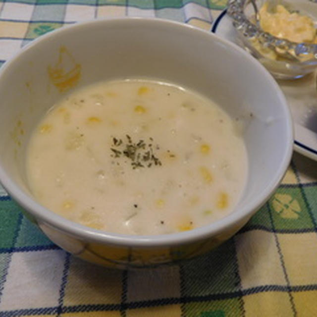 朝のコーン豆乳スープ