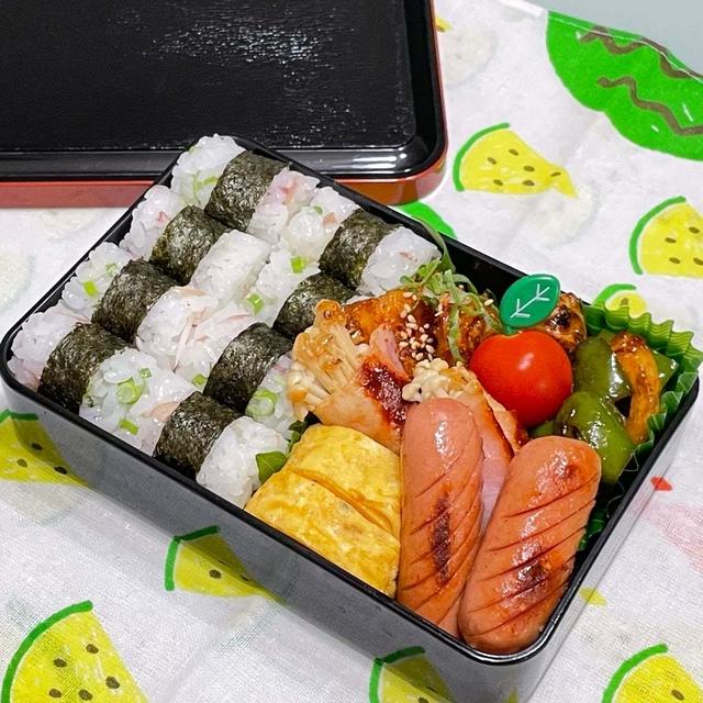 【お弁当】毎日おにぎり弁当/すしのこのほうがパキッとしてる!!!!!!!!!!!!!