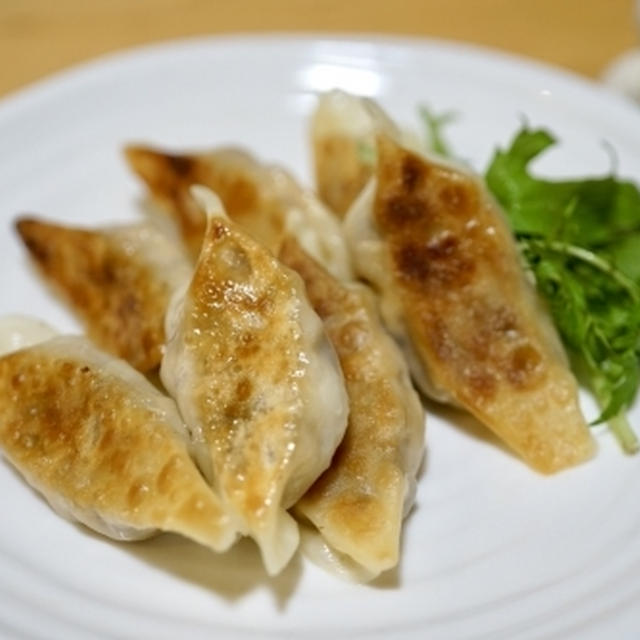 鯖缶とクリームチーズの餃子☆