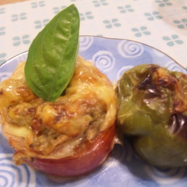 トマトのとろとろナス詰めチーズ焼き　　　レンジでチキンロール