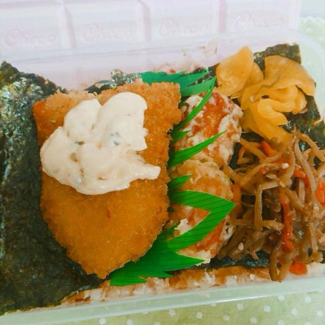 白身魚でほか弁風のり弁〖のっけ弁当〗   #平日お昼ご飯はお弁当or外食