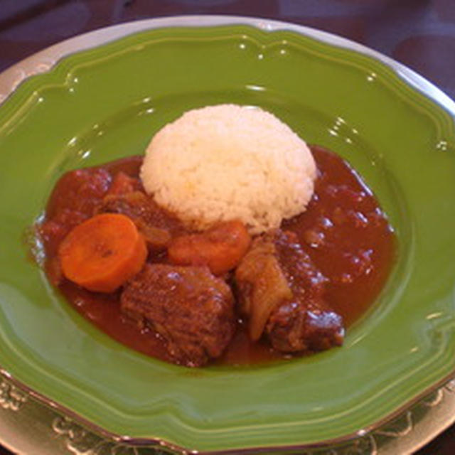 ワインがキメテ☆　牛肉の赤ワイン煮（Boeuf　Bourguignon）