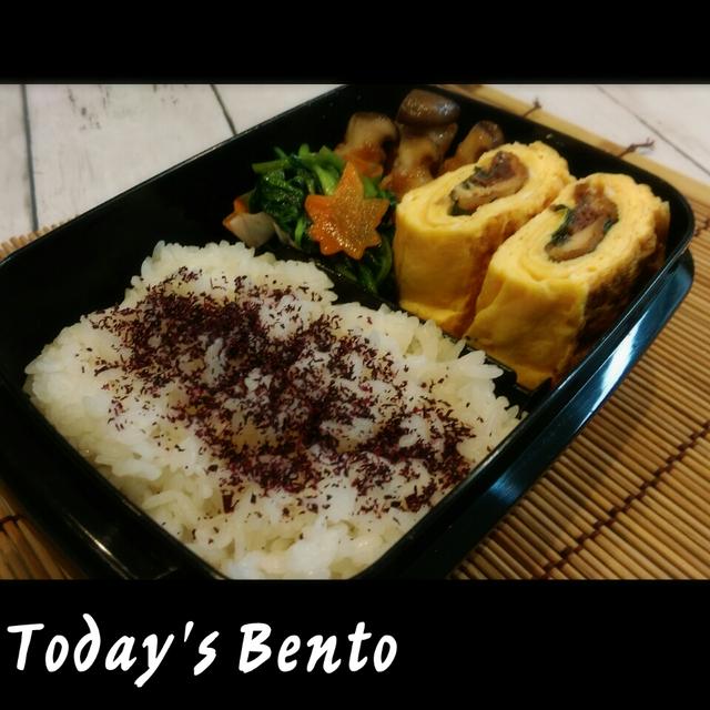 お弁当とクリスマス飾り