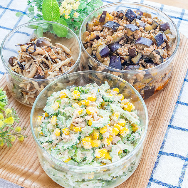 またしてもナス大量消費！ナスと豚ひき肉の甘味噌♪といただいたゴーヤで早速♡