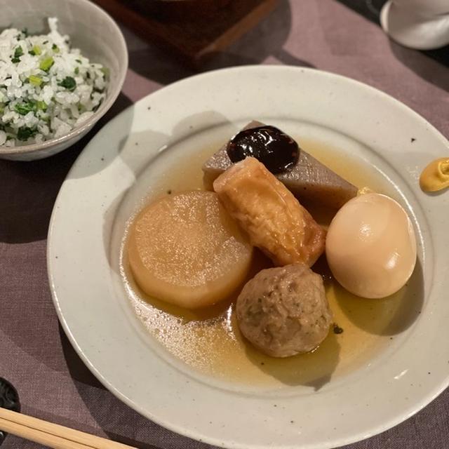今年初おでんを「籠清」のおでんだねで♪