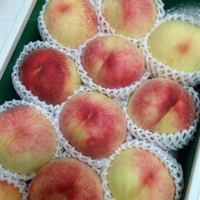 荒川の桃