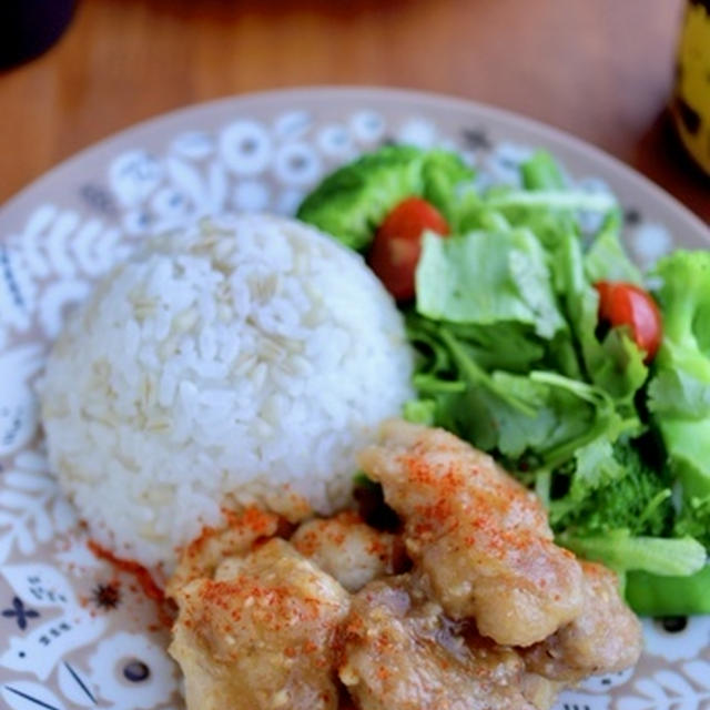 ナッツを大量消費できるレシピ・自家製ナッツバターの作り方