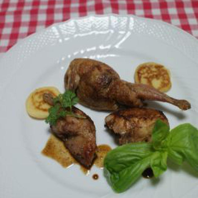 「ワイルドライス入りウズラのファルシ」「鳩のスパイス風味」「仔羊料理」