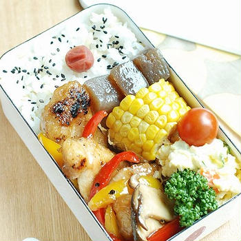 鶏とパプリカのオイスター炒め弁当【お小遣い】