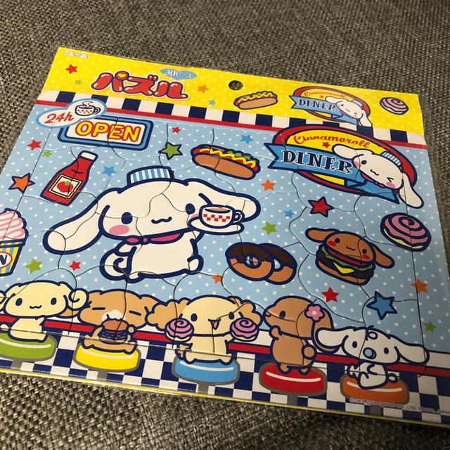 ダイソーでシナモンちゃんパズル30ピースとミッキー扇風機