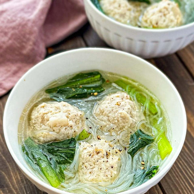 【鶏団子とれんこんのスープ】#時短レシピ#節約#最近作りたいと思った料理