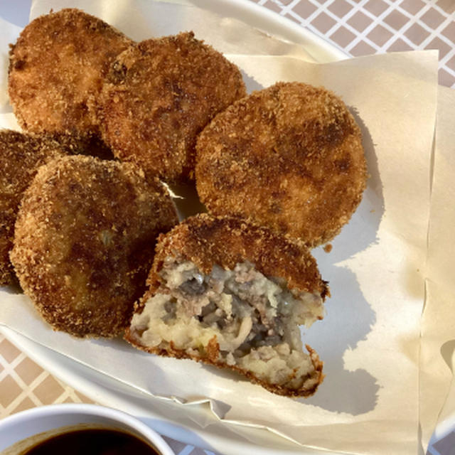 3月は気合を入れます！まずは揚げ物コロッケ
