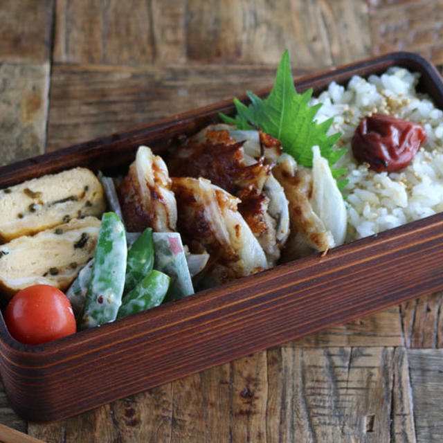 混ぜて焼くだけ簡単！玉ねぎとひき肉のチーズガレット