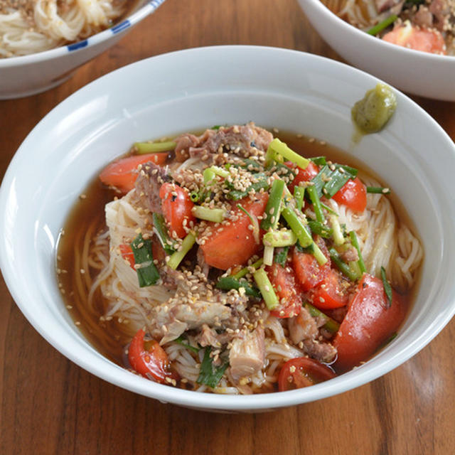 簡単に、昼ぶっかけ麺。