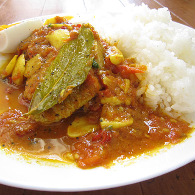 ６１皿目　夏仕様トマトチキンカレー