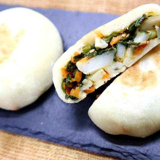薄力粉で簡単！野菜たっぷりおやきレシピ