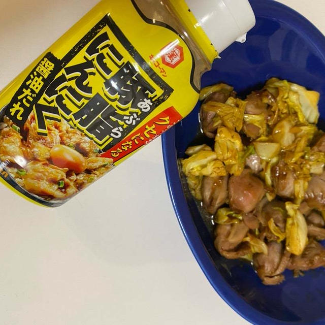 キッコーマン 　豚脂にんにく醤油だれで簡単に決まる味付けを！