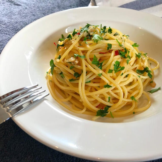 簡単！パセリとアンチョビのまかないパスタ