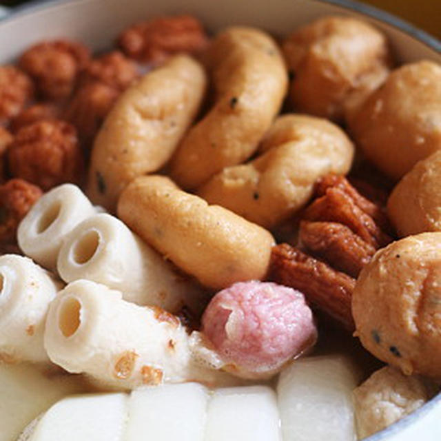 イブに仕込んだおでんを食べる