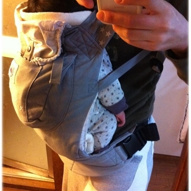 エルゴ タオルで代用新生児の抱っこ By よーぽちさん レシピブログ 料理ブログのレシピ満載