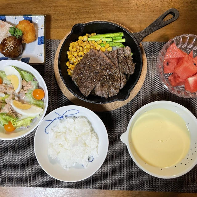 スキレットを使って夕飯でステーキを出したら喜ばれた夏の献立