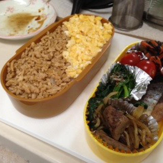 そぼろご飯のお弁当