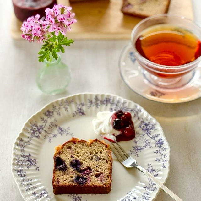 大豆粉のベリーパウンドケーキ…