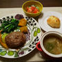 とろろ昆布の酢の物とコーンパン