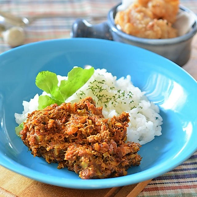 サバの水煮缶とスパイスでパキスタンカレー風♪