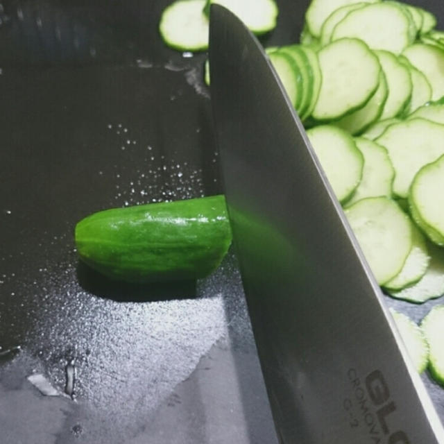 満足度アップ♥”【Recipe:牛肉100%ハンバーグとポテトサラダ】”