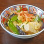 つゆまで飲み干してしまうほど 旨みたっぷり！高野豆腐と絹さやの卵とじ煮