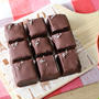 バレンタインにおすすめ！レンジだけで作れる最高に簡単なチョココーティングケーキのレシピ。