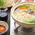 バチが美味しさの秘密-すきやきだれでうどん鍋。*冷凍めん協会