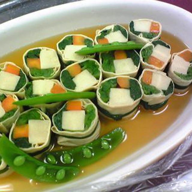 ■小松菜と高野豆腐の湯葉巻き　【レシピ】